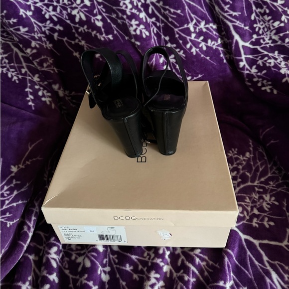 Bcbgmaxazria black platform shoes - Picture 8 of 8